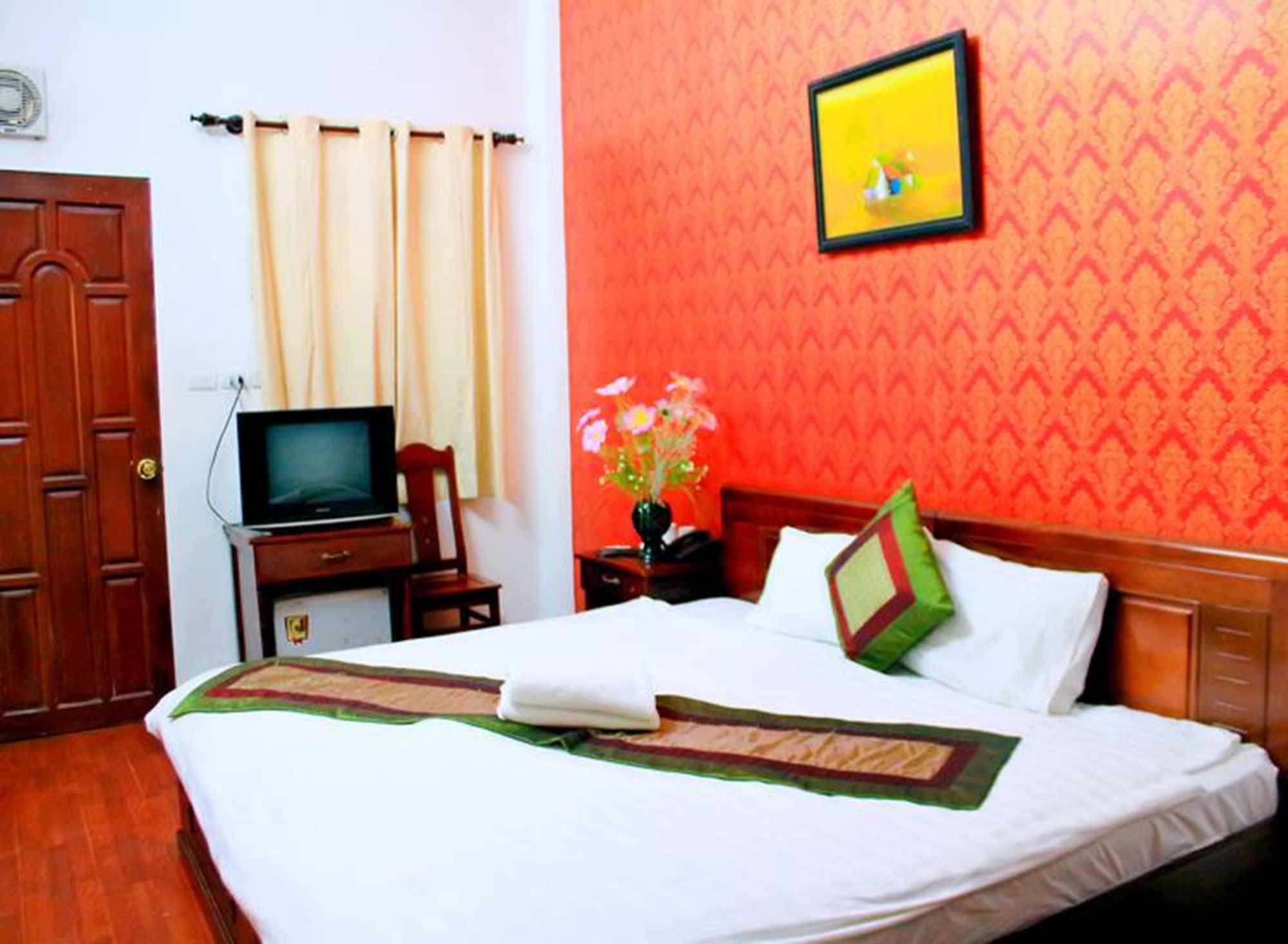 Hoan Kiem Lake Hotel Hanoi Exterior photo