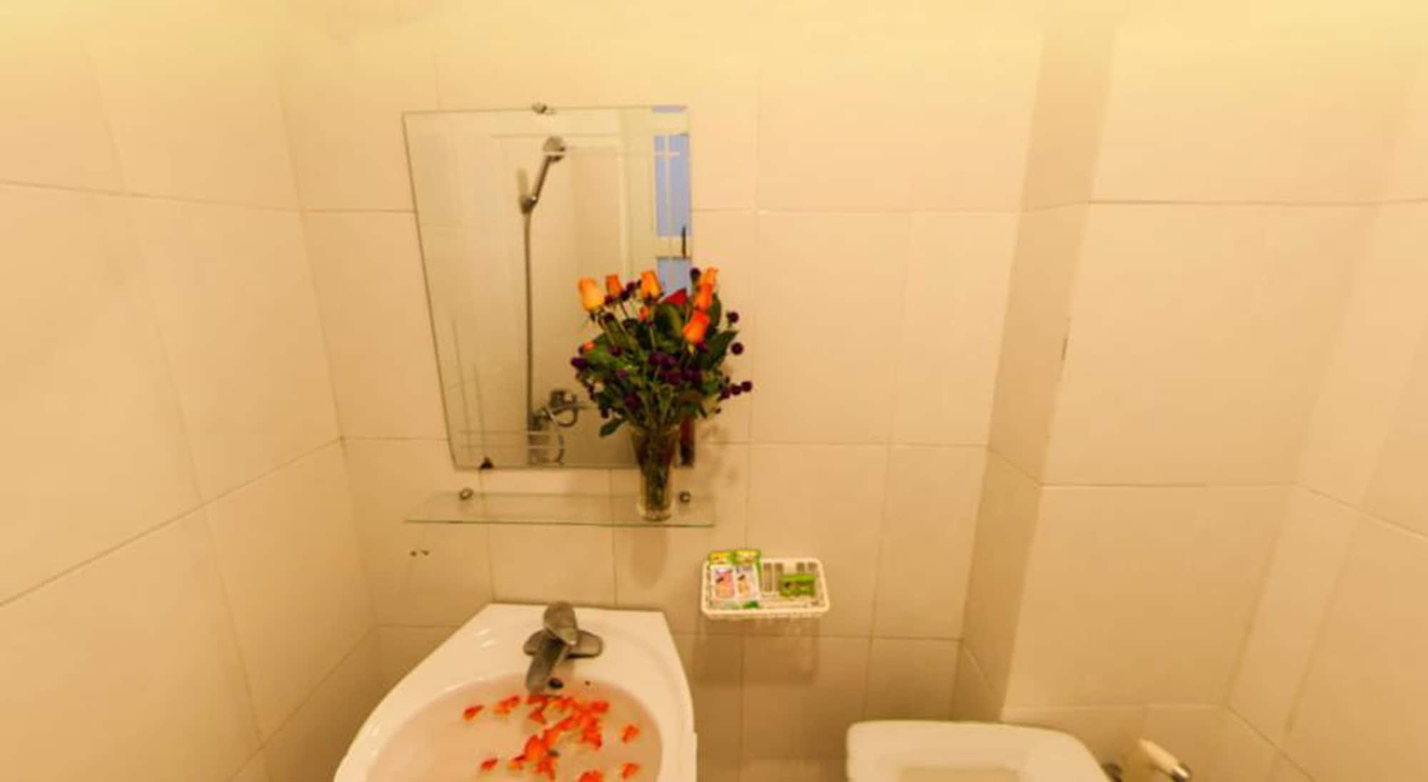 Hoan Kiem Lake Hotel Hanoi Exterior photo
