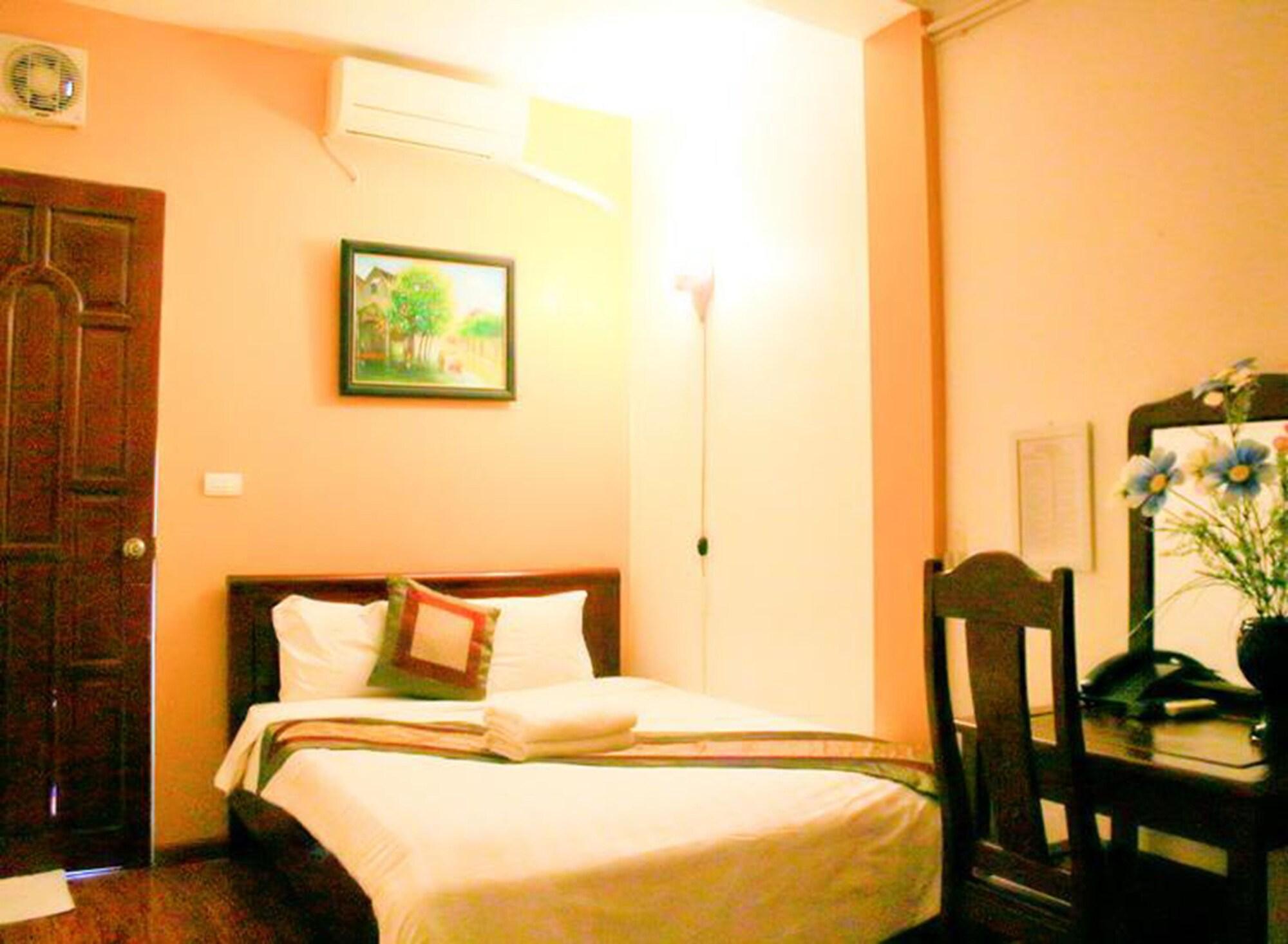 Hoan Kiem Lake Hotel Hanoi Exterior photo